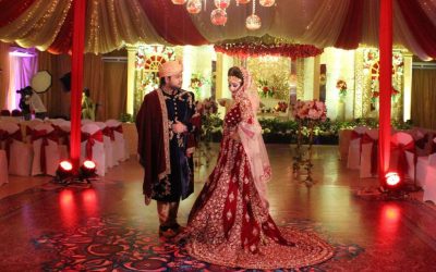 7 Stunning Couple Entry Ideas for Weddings Stage